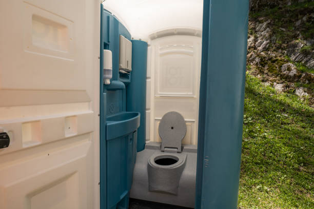 Professional porta potty rental in Wallace, LA